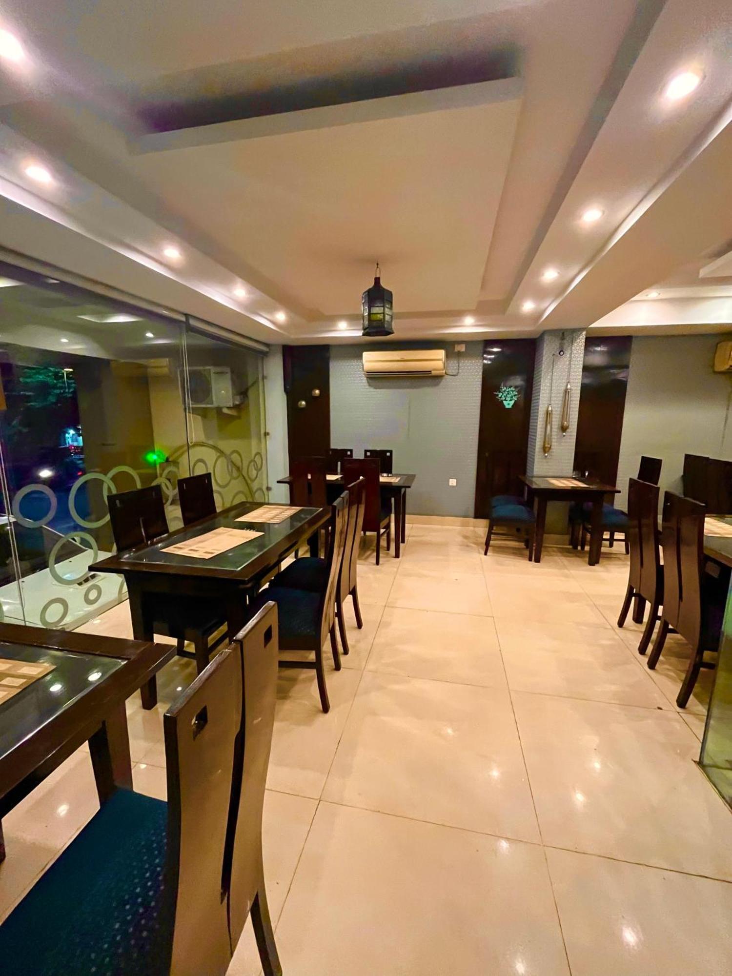 Palki Cafe & Stay Ludhiana Zewnętrze zdjęcie